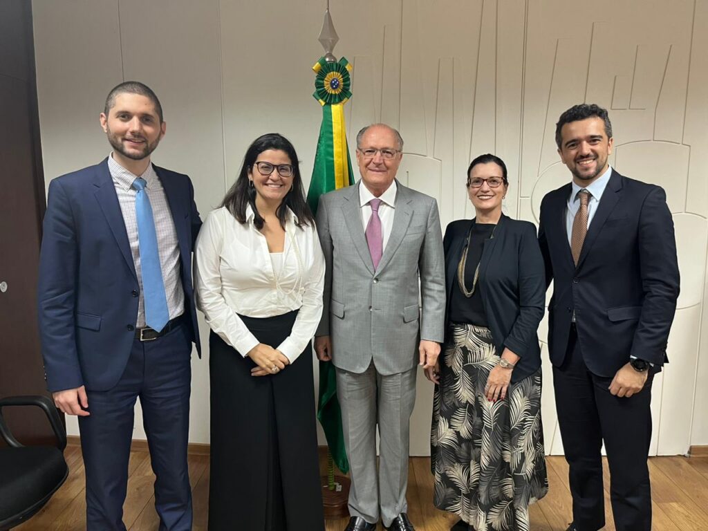 Brazilian Government Engages with Vital Strategies’ Innovative Approach to Addressing Mental Health