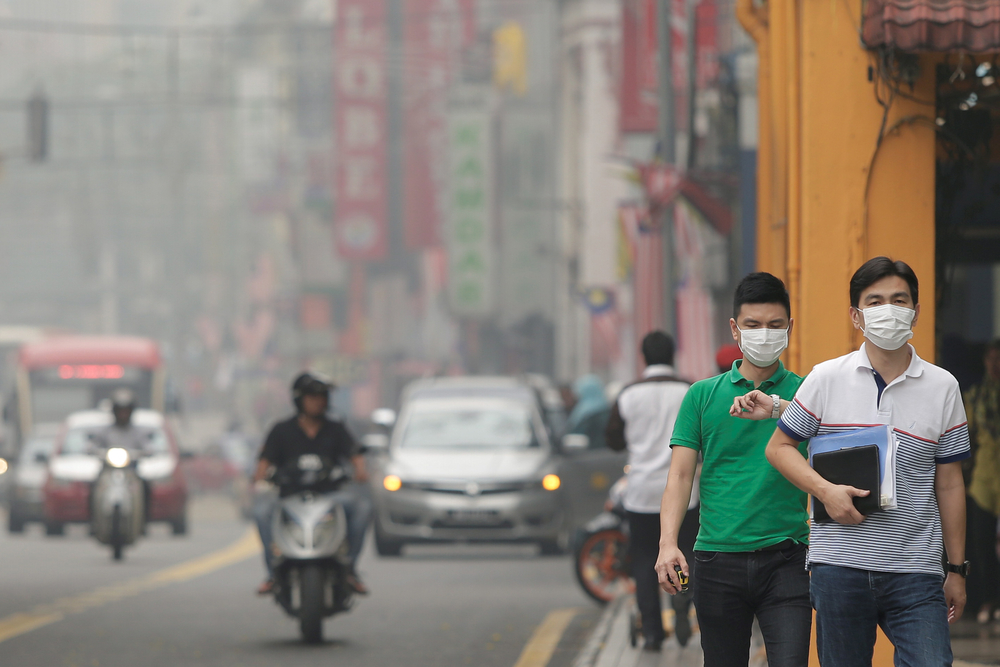 Breathing Smoke in the City: Air Pollution and Lung Cancer
